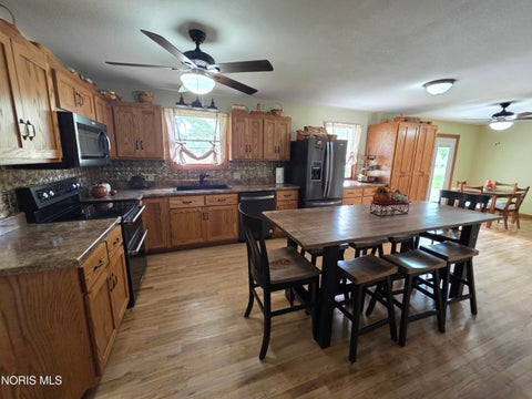 Tiny photo for 403 Enterprise Street, Leipsic, OH 45856 (MLS # 10013463)
