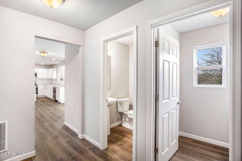 Tiny photo for 3 Woody Drive, Millbury, OH 43447 (MLS # 10006052)