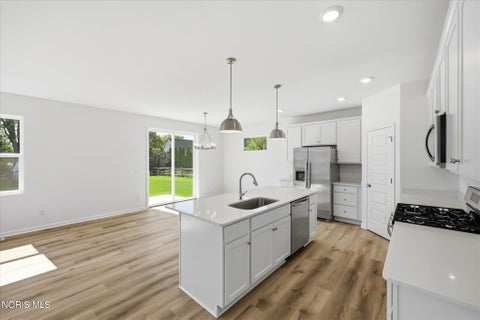 Tiny photo for 5882 Kacy Lane, Oregon, OH 43616 (MLS # 10014813)