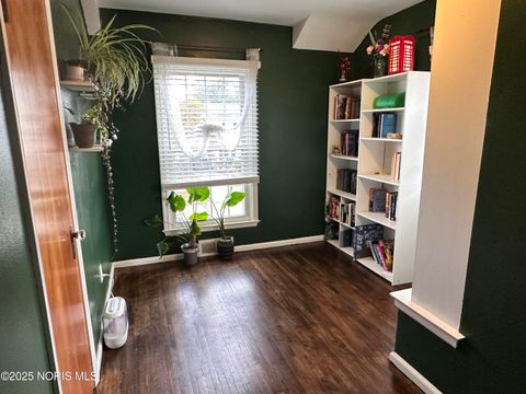 Tiny photo for 2927 Sherbrooke Road, Toledo, OH 43606 (MLS # 10000884)