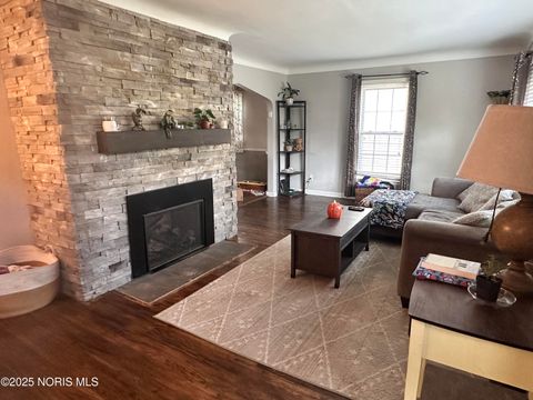 Tiny photo for 2927 Sherbrooke Road, Toledo, OH 43606 (MLS # 10000884)