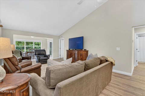 Tiny photo for 2056 Sunrise Creek Drive, Toledo, OH 43615 (MLS # 10010372)