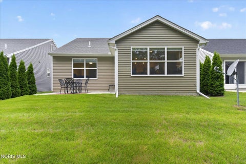 Tiny photo for 2056 Sunrise Creek Drive, Toledo, OH 43615 (MLS # 10010372)