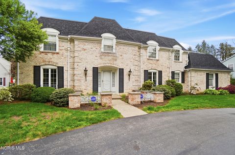 Photo of 4952 Rudgate Boulevard, Toledo, OH 43623 (MLS # 10007071)