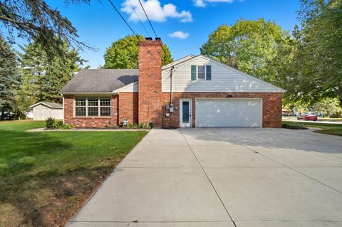 Tiny photo for 1054 Bourgogne Avenue, Bowling Green, OH 43402 (MLS # 10006117)