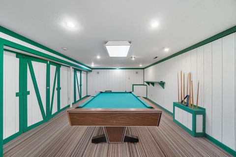 Tiny photo for 1054 Bourgogne Avenue, Bowling Green, OH 43402 (MLS # 10006117)