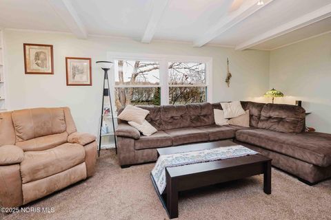 Tiny photo for 1620 Imperial Lane, Findlay, OH 45840 (MLS # 10002546)