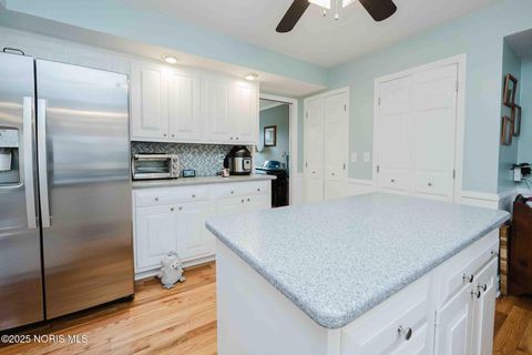 Tiny photo for 1620 Imperial Lane, Findlay, OH 45840 (MLS # 10002546)