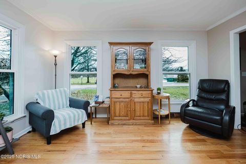 Tiny photo for 1620 Imperial Lane, Findlay, OH 45840 (MLS # 10002546)