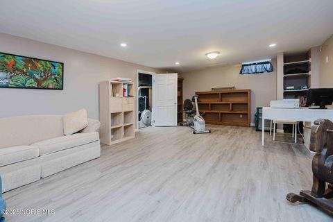 Tiny photo for 1620 Imperial Lane, Findlay, OH 45840 (MLS # 10002546)