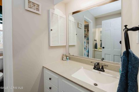 Tiny photo for 1620 Imperial Lane, Findlay, OH 45840 (MLS # 10002546)