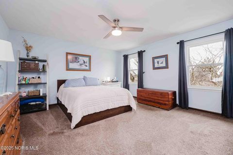 Tiny photo for 1620 Imperial Lane, Findlay, OH 45840 (MLS # 10002546)