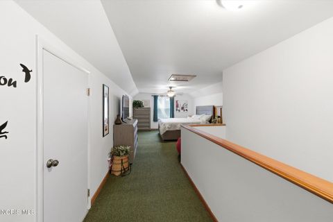 Tiny photo for 631 Ansonia Street, Oregon, OH 43616 (MLS # 10006459)