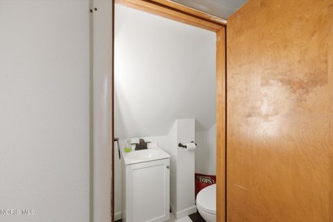 Tiny photo for 631 Ansonia Street, Oregon, OH 43616 (MLS # 10006459)