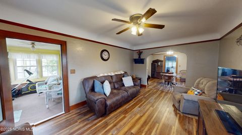 Tiny photo for 516 E Yeasting Street, Gibsonburg, OH 43431 (MLS # 10000402)