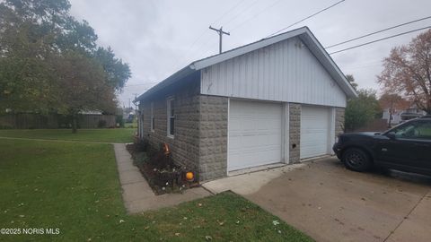 Tiny photo for 516 E Yeasting Street, Gibsonburg, OH 43431 (MLS # 10000402)
