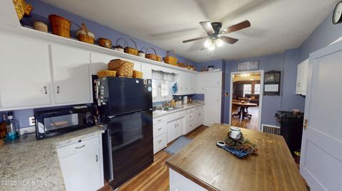 Tiny photo for 516 E Yeasting Street, Gibsonburg, OH 43431 (MLS # 10000402)