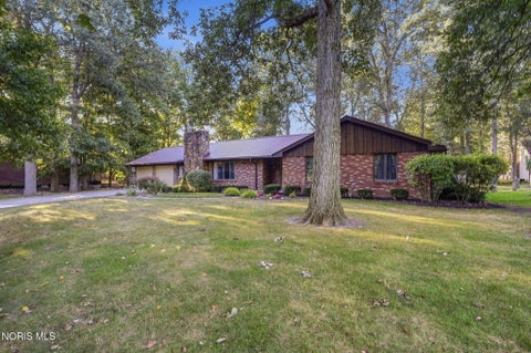 Tiny photo for 2610 Foxbury Lane, Findlay, OH 45840 (MLS # 10013431)