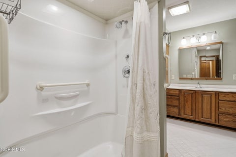 Tiny photo for 2610 Foxbury Lane, Findlay, OH 45840 (MLS # 10013431)