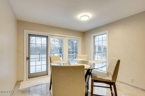Tiny photo for 9504 Sheffield Road, Perrysburg, OH 43551 (MLS # 10006897)