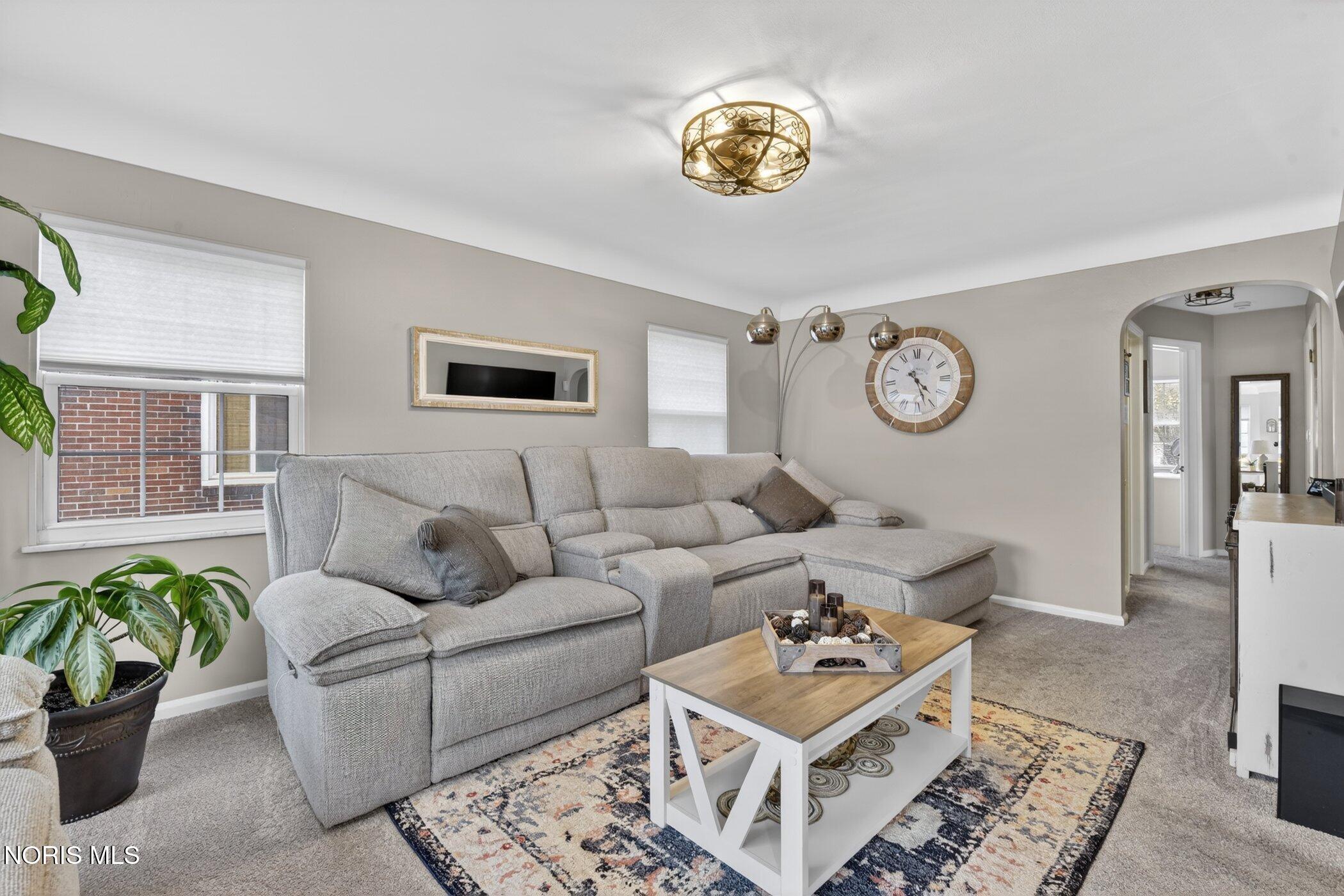 2547 Castleton Avenue