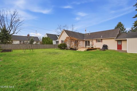 Tiny photo for 548 Ketner Drive, Bowling Green, OH 43402 (MLS # 10005341)