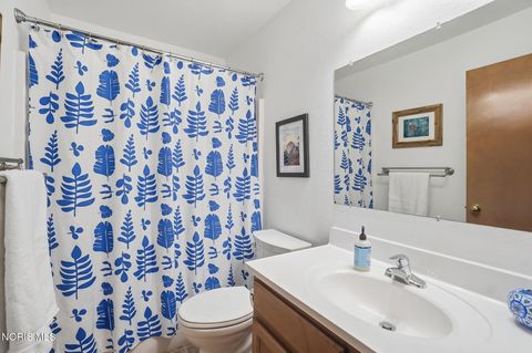 Tiny photo for 548 Ketner Drive, Bowling Green, OH 43402 (MLS # 10005341)