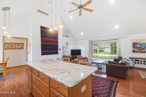 Tiny photo for 548 Ketner Drive, Bowling Green, OH 43402 (MLS # 10005341)