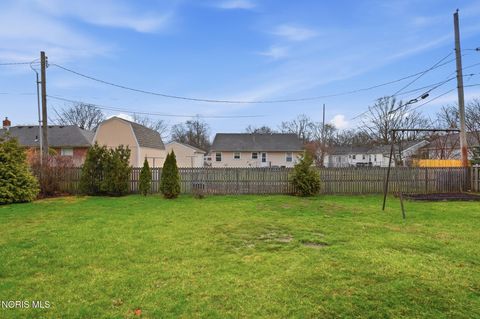 Tiny photo for 548 Ketner Drive, Bowling Green, OH 43402 (MLS # 10005341)
