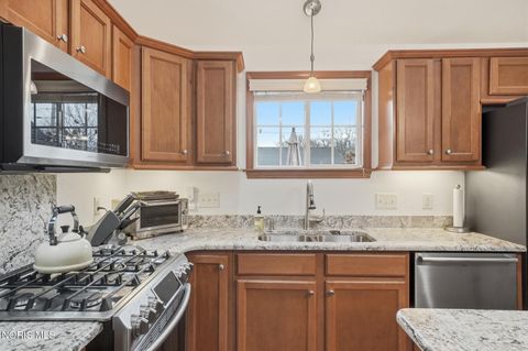 Tiny photo for 548 Ketner Drive, Bowling Green, OH 43402 (MLS # 10005341)