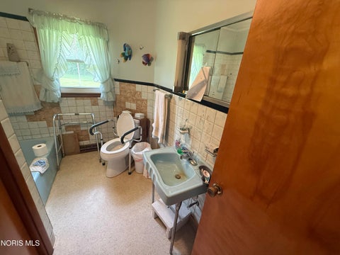 Tiny photo for 673 Nottingham Drive, Genoa, OH 43430 (MLS # 10008756)