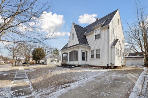 Tiny photo for 1575 Gould Road, Toledo, OH 43612 (MLS # 10004011)