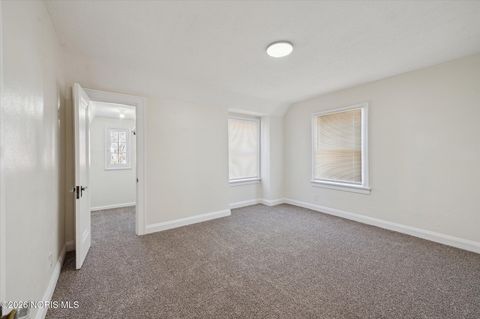 Tiny photo for 1575 Gould Road, Toledo, OH 43612 (MLS # 10004011)