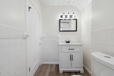 Tiny photo for 1575 Gould Road, Toledo, OH 43612 (MLS # 10004011)