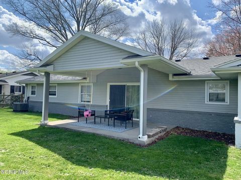 Tiny photo for 2450 Amara Drive, Toledo, OH 43615 (MLS # 10006260)