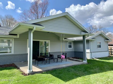 Tiny photo for 2450 Amara Drive, Toledo, OH 43615 (MLS # 10006260)