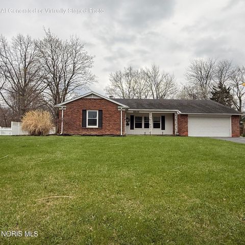 Photo of 3825 Heatherbrook Drive, Toledo, OH 43614 (MLS # 10006258)