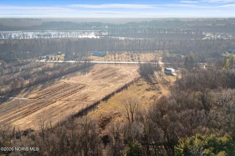 Tiny photo for 11320 S River Road, Grand Rapids, OH 43522 (MLS # 10003042)