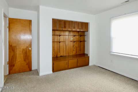 Tiny photo for 1425 White Avenue, Fremont, OH 43420 (MLS # 10008564)