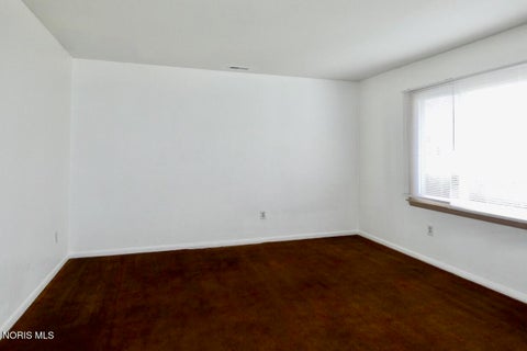 Tiny photo for 1425 White Avenue, Fremont, OH 43420 (MLS # 10008564)