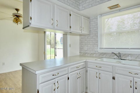 Tiny photo for 1425 White Avenue, Fremont, OH 43420 (MLS # 10008564)