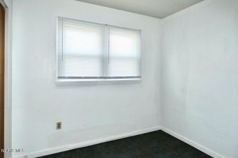 Tiny photo for 1425 White Avenue, Fremont, OH 43420 (MLS # 10008564)