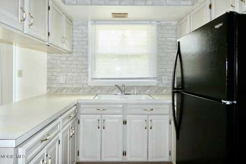 Tiny photo for 1425 White Avenue, Fremont, OH 43420 (MLS # 10008564)