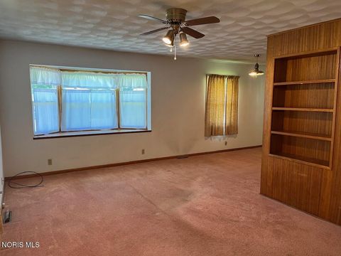 Tiny photo for 410 Prentiss Avenue, Findlay, OH 45840 (MLS # 10007662)
