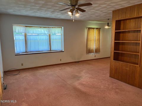 Tiny photo for 410 Prentiss Avenue, Findlay, OH 45840 (MLS # 10007662)