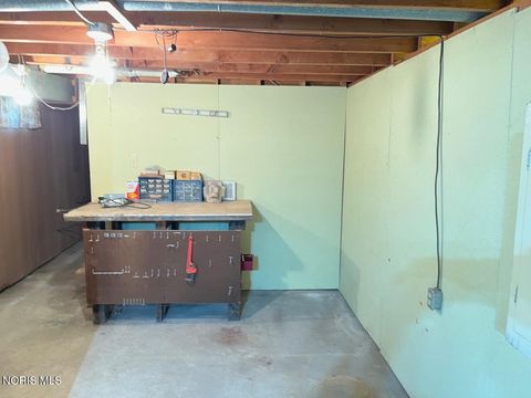 Tiny photo for 410 Prentiss Avenue, Findlay, OH 45840 (MLS # 10007662)