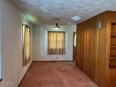 Tiny photo for 410 Prentiss Avenue, Findlay, OH 45840 (MLS # 10007662)