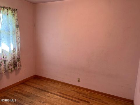 Tiny photo for 410 Prentiss Avenue, Findlay, OH 45840 (MLS # 10007662)
