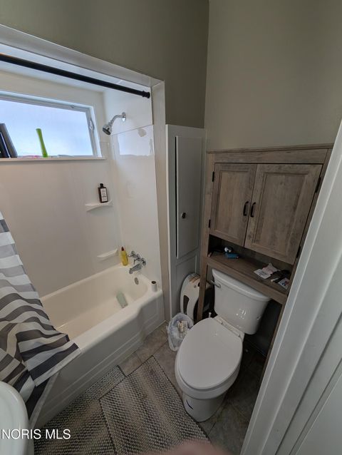 Tiny photo for 1833 Wychwood Street, Toledo, OH 43613 (MLS # 10007872)