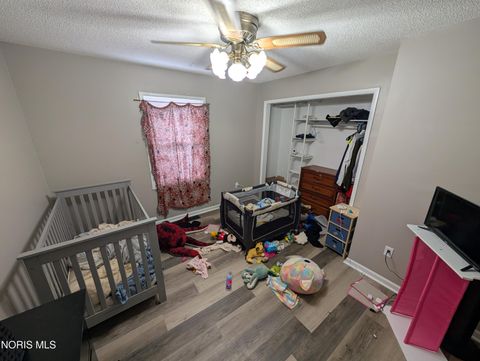 Tiny photo for 1833 Wychwood Street, Toledo, OH 43613 (MLS # 10007872)